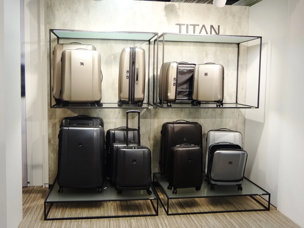 Titan bőröndök